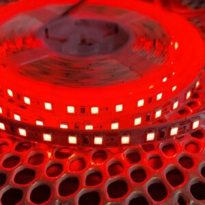Светодиодная лента красная