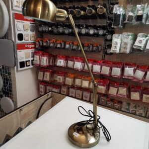 nastolnaya-lampa-6